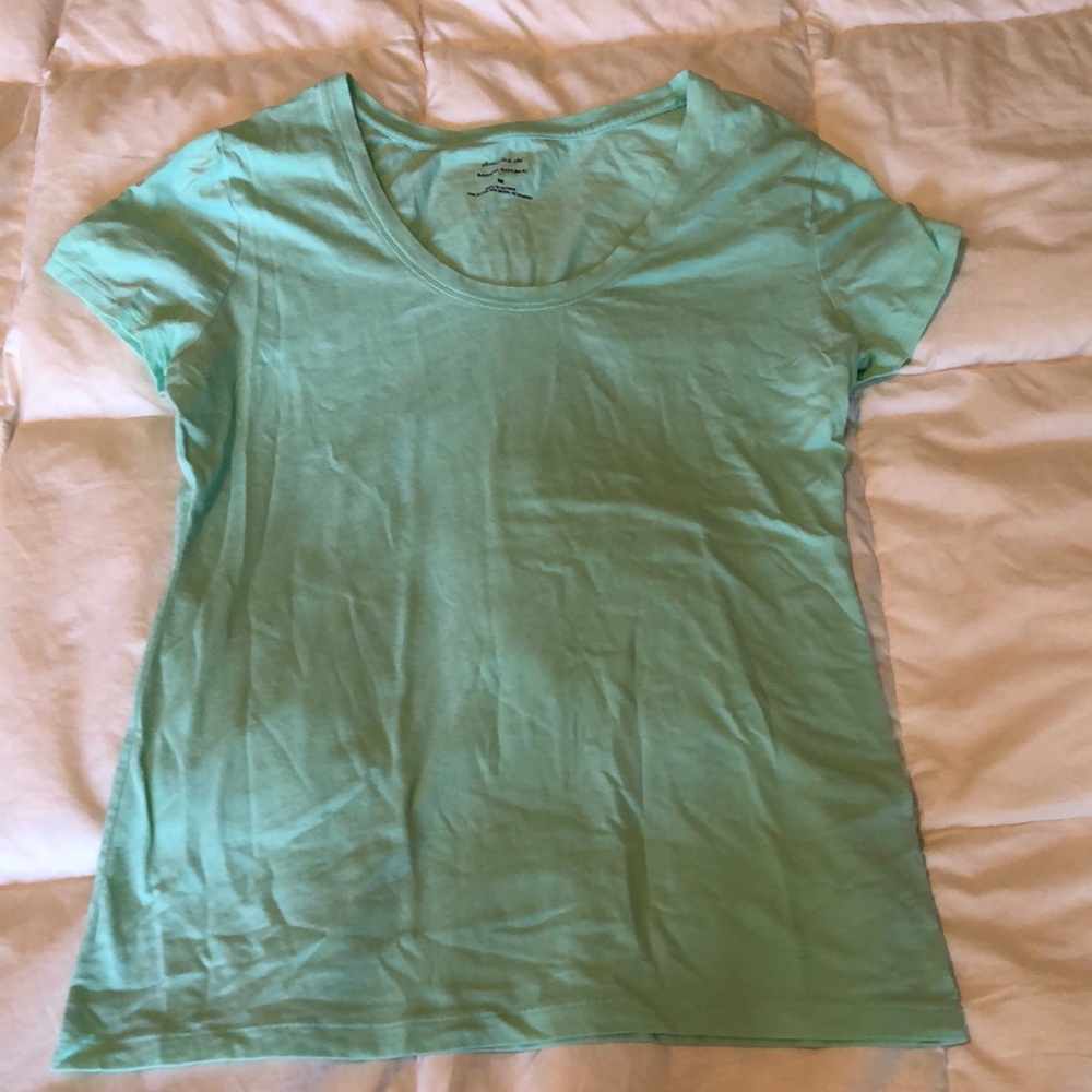 BANANA REPUBLIC TIMELESS TEE